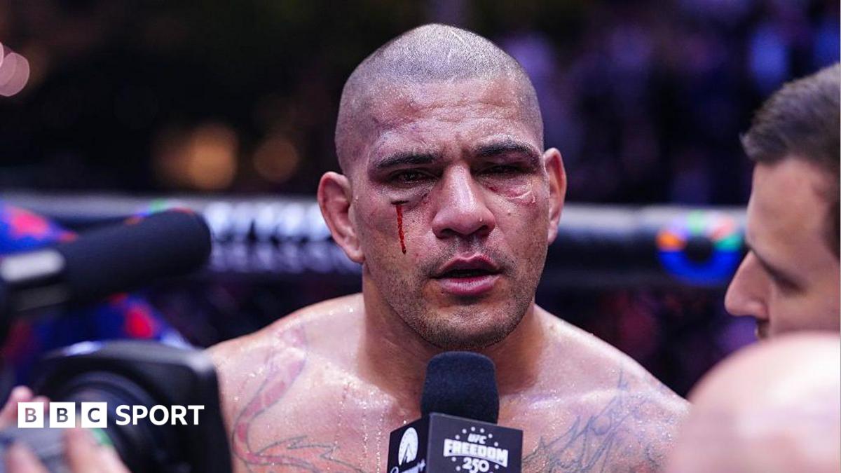 Pereira accuses Gane of illegal strikes in defeat